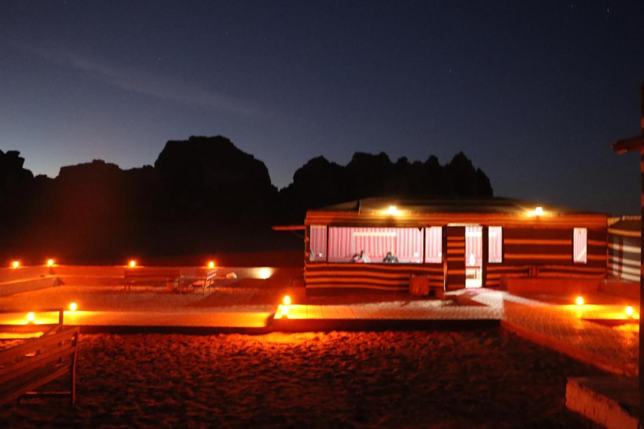 Wadi Rum Legend Camp Luaran gambar